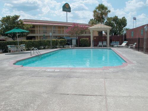 Baymont By Wyndham San Antonio South Park Hotell Bekvämligheter bild